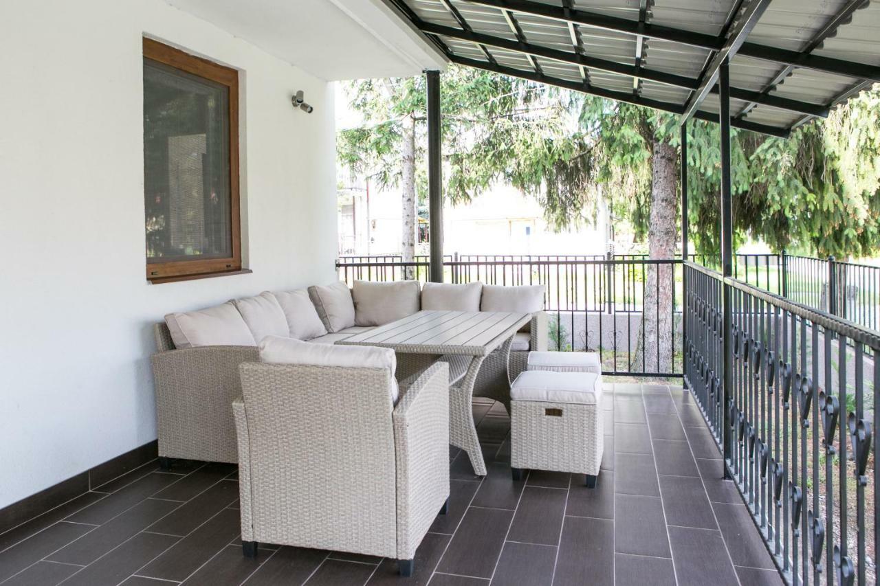 Starlight Apartment Mezokovesd Luaran gambar